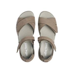 Promenadsandal med två kardborreband, halvöppen hälkappa och löstagbar Protektor-innersula